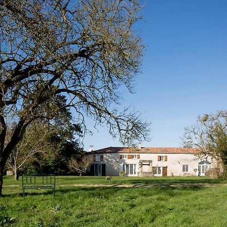 La Bribaudonniere Bed & Breakfast Saint-Palais-de-Phiolin Exterior photo