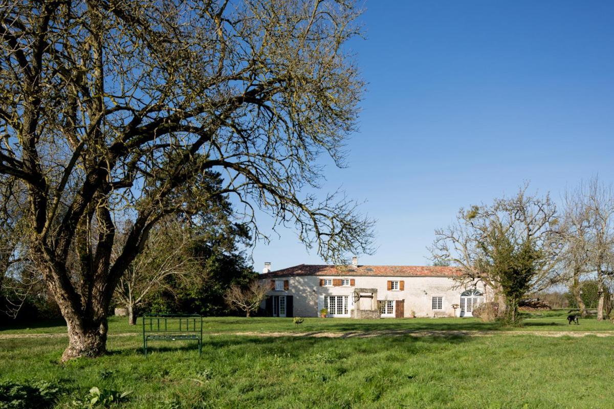 La Bribaudonniere Bed & Breakfast Saint-Palais-de-Phiolin Exterior photo