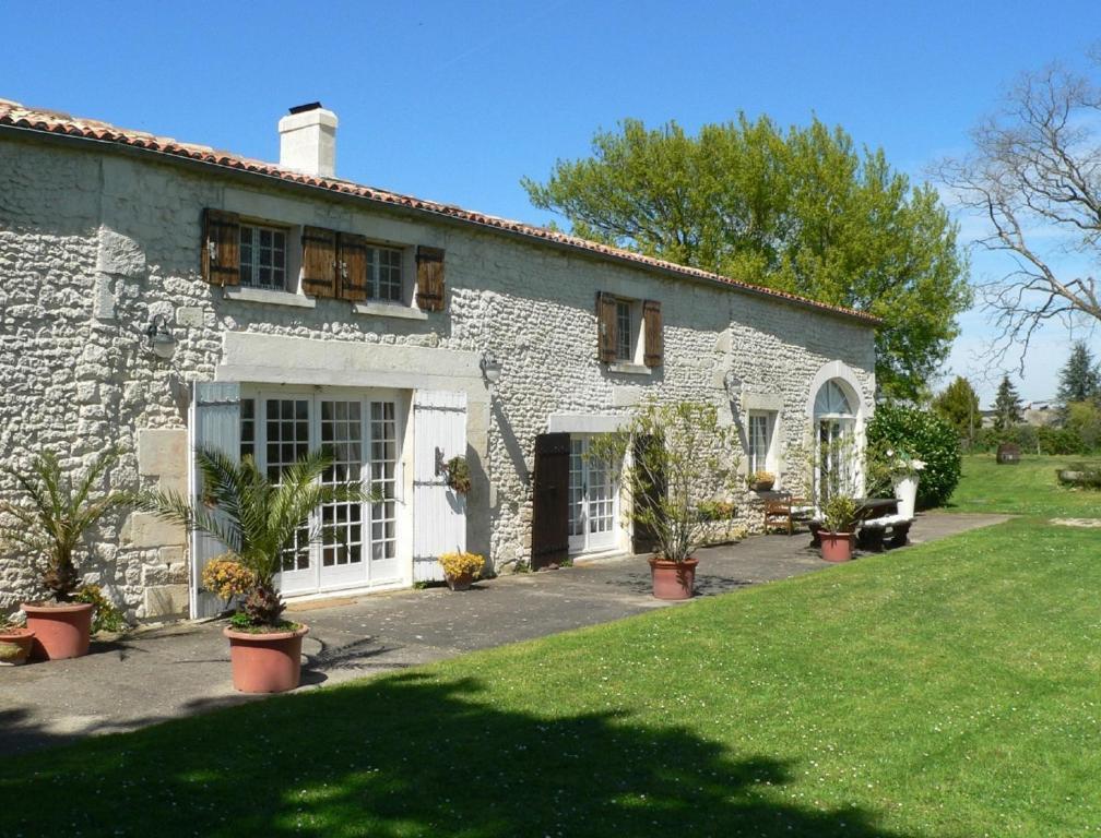 La Bribaudonniere Bed & Breakfast Saint-Palais-de-Phiolin Exterior photo
