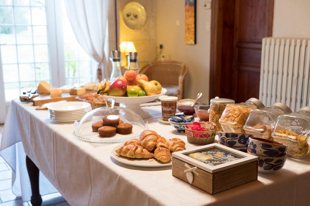 La Bribaudonniere Bed & Breakfast Saint-Palais-de-Phiolin Exterior photo