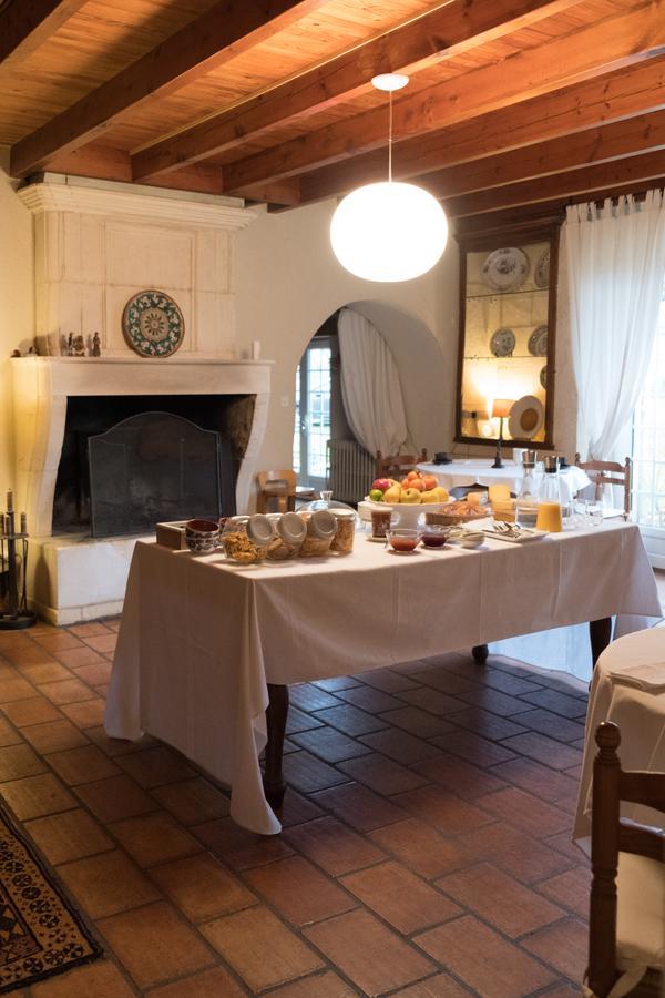 La Bribaudonniere Bed & Breakfast Saint-Palais-de-Phiolin Exterior photo